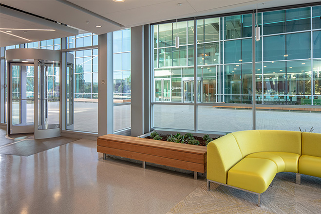 Office lobby with lounge area and window front