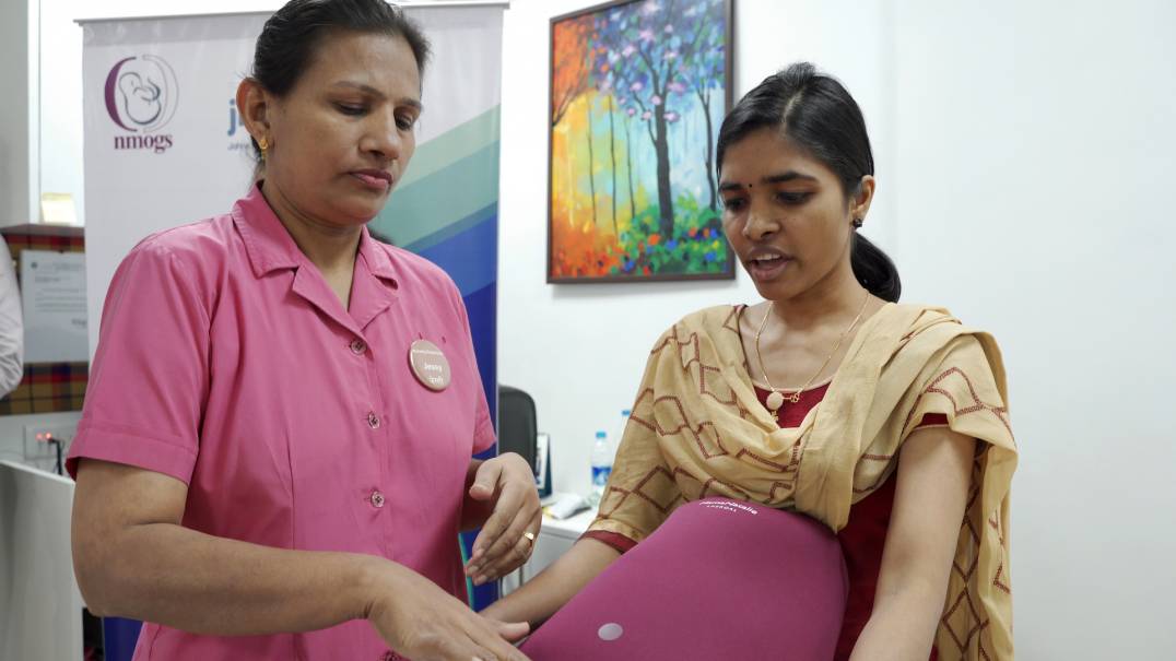 Nurse caring for a pregnant woman
