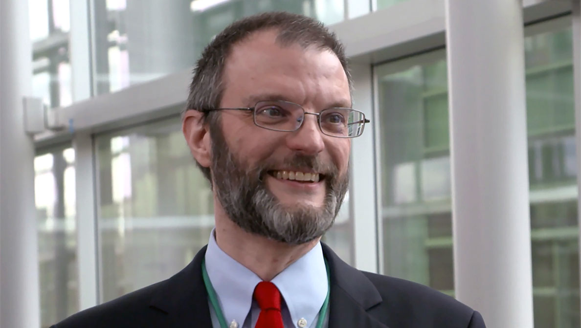 Dr. Greg Lubiniecki headshot