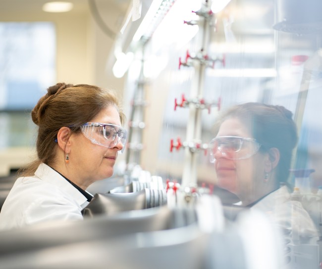 Woman MSD scientists in a lab