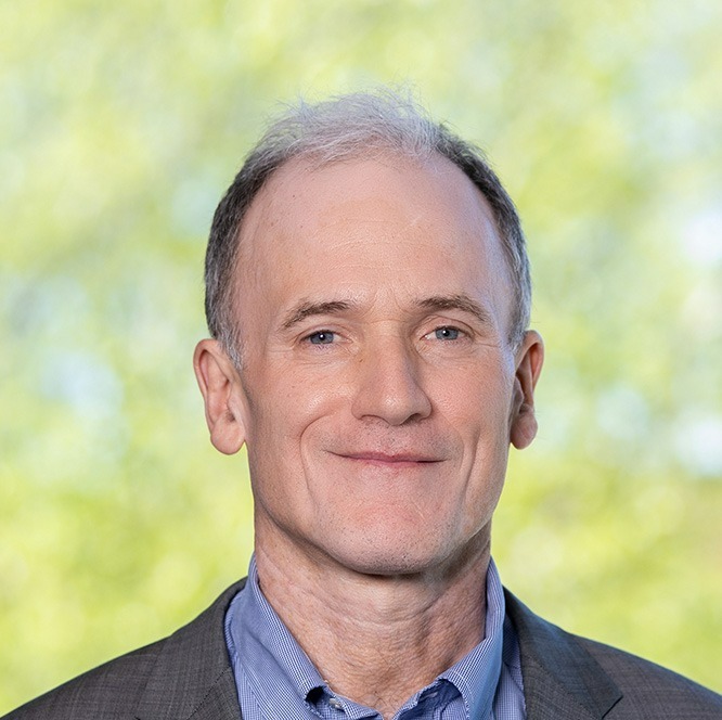 Sean P. Curtis headshot