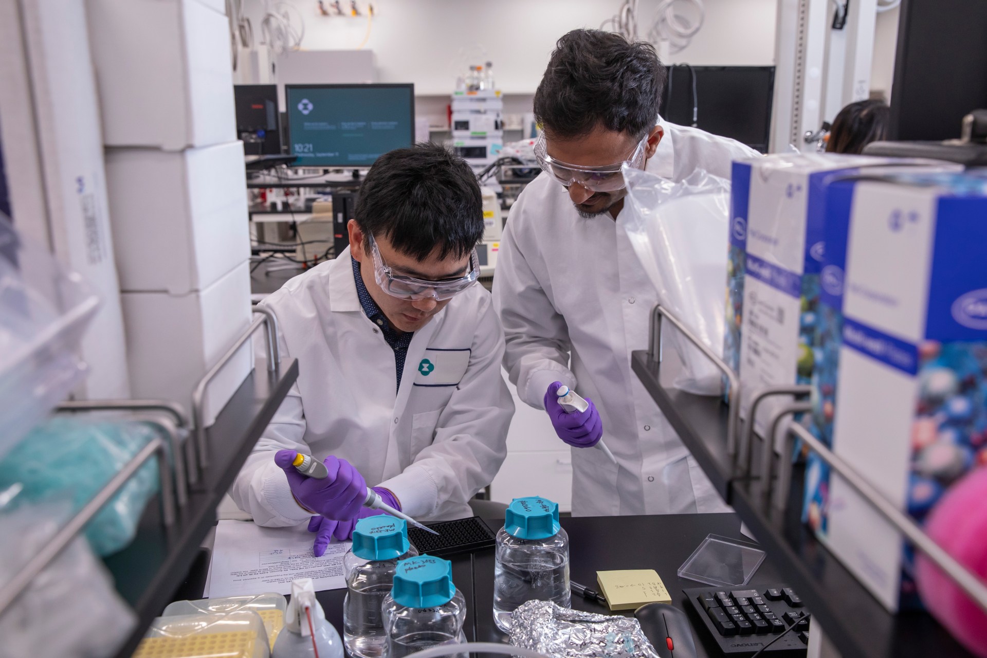 Scientist working in the lab