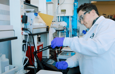 MSD scientist working in lab.